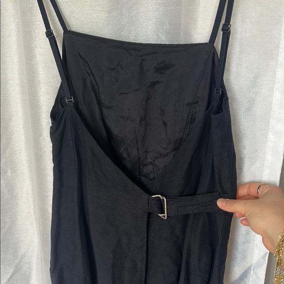 Navy Spaghetti Strap linen Dress - Picture 3 of 6